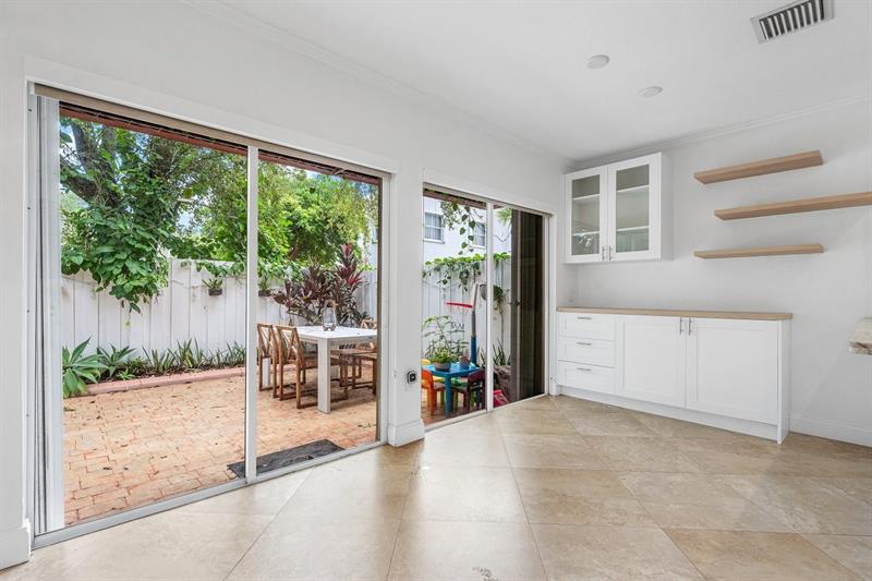 Image 12 of 52 For 9401 77th Ct  9401