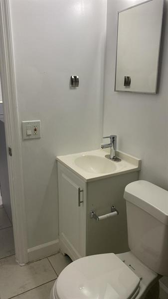 Image 10 of 13 For 6224 Miramar Pkwy  12