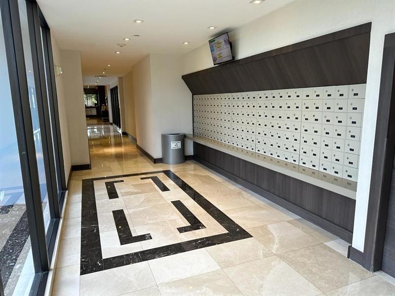 Image 7 of 24 For 20505 Country Club Dr  637
