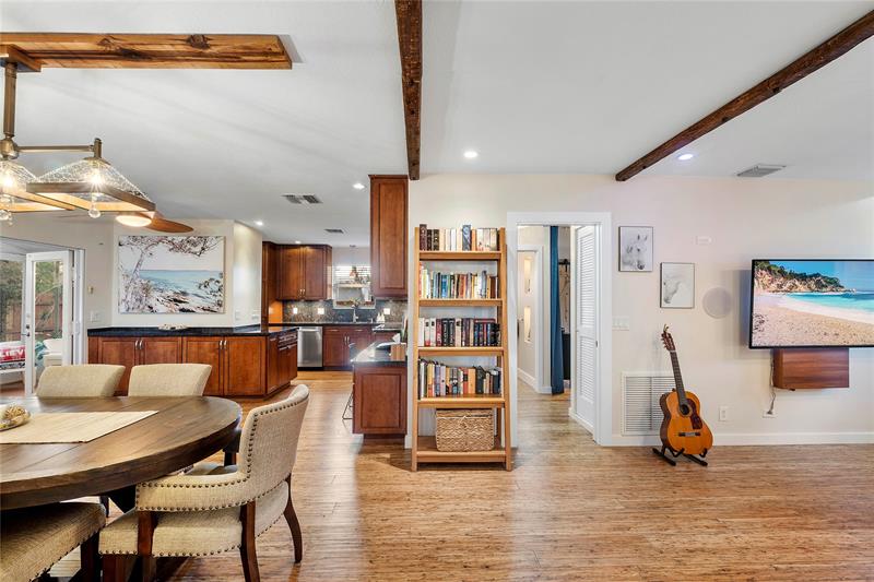 Image 7 of 38 For 221 57th St  