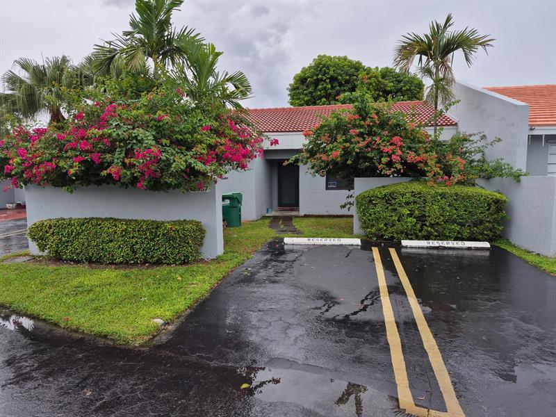 Details for 15337 80th Ln  15337, Miami, FL 33193