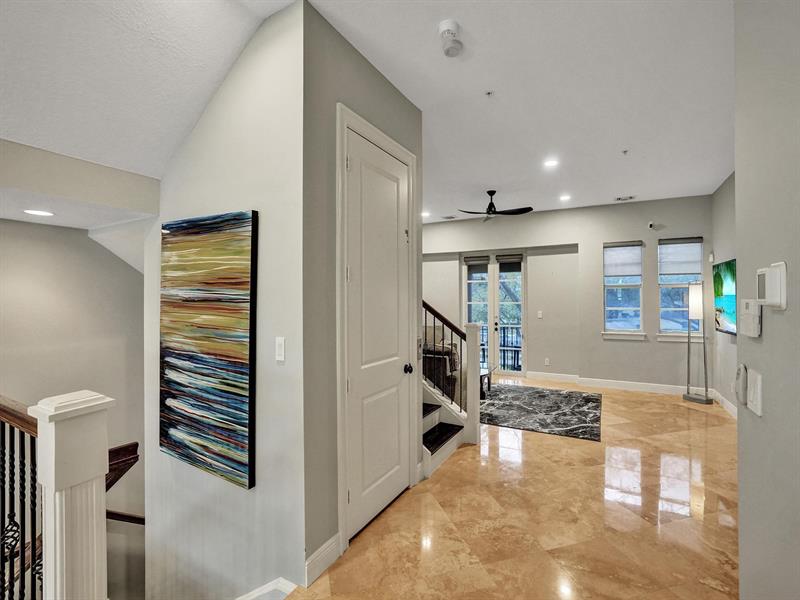 Image 16 of 53 For 58 Via Floresta Dr