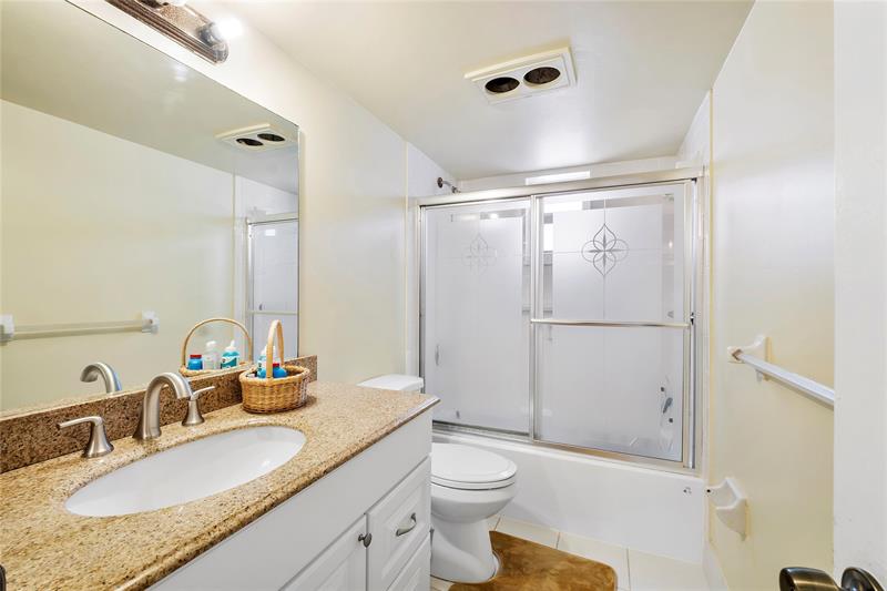 Image 15 of 38 For 3241 Holiday Springs Blvd  210