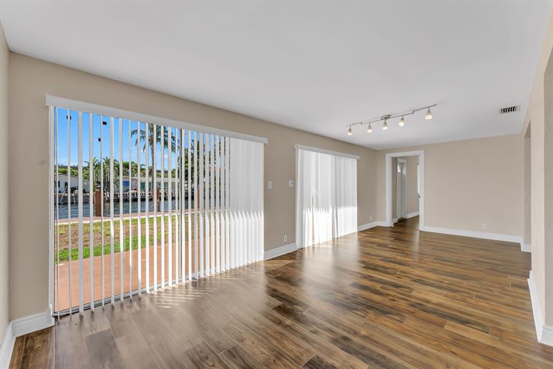 Image 10 of 34 For 2940 19th St