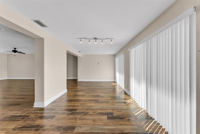 Image 12 of 34 For 2940 19th St
