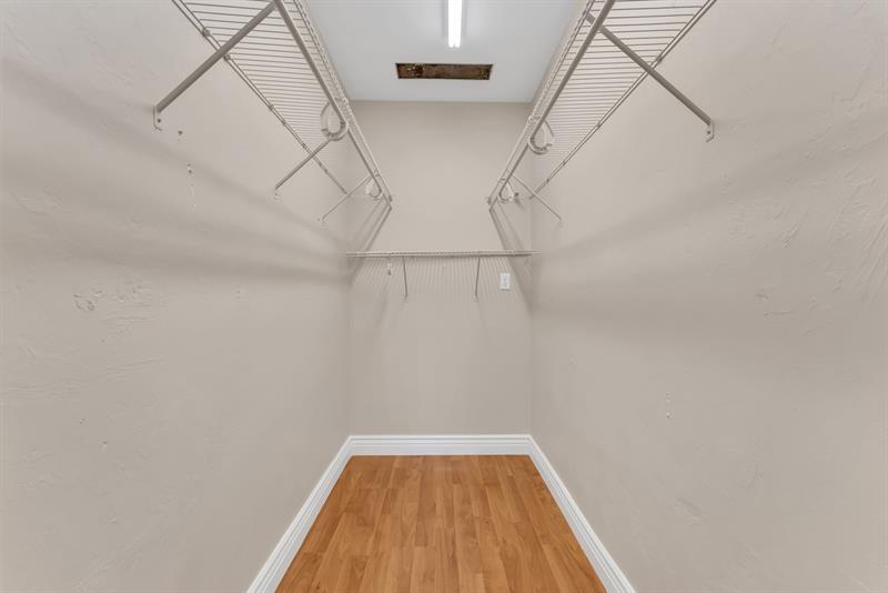 Image 22 of 34 For 2940 19th St
