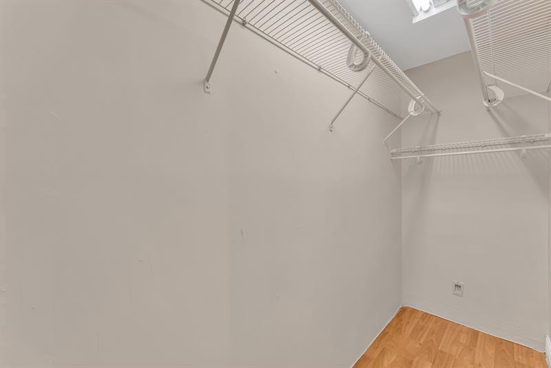 Image 23 of 34 For 2940 19th St