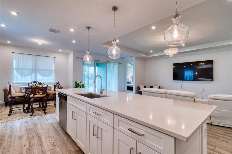 Image 19 of 79 For 10407 Aquila Way