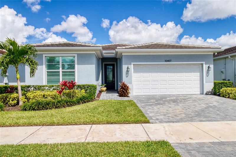 Image 2 of 79 For 10407 Aquila Way