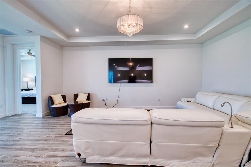 Image 24 of 79 For 10407 Aquila Way