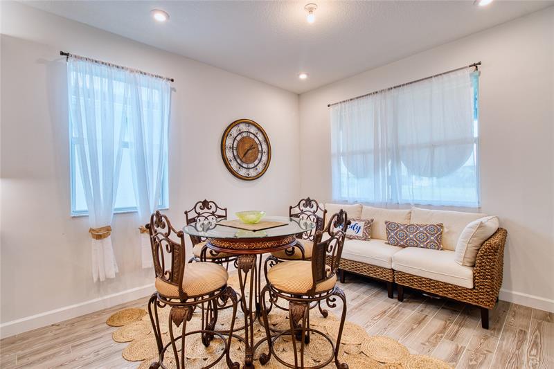 Image 25 of 79 For 10407 Aquila Way