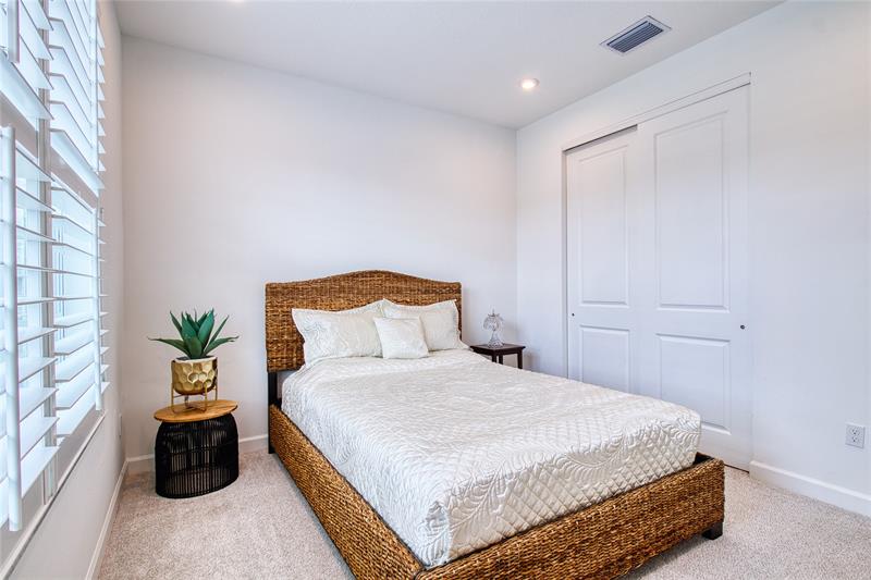 Image 28 of 79 For 10407 Aquila Way