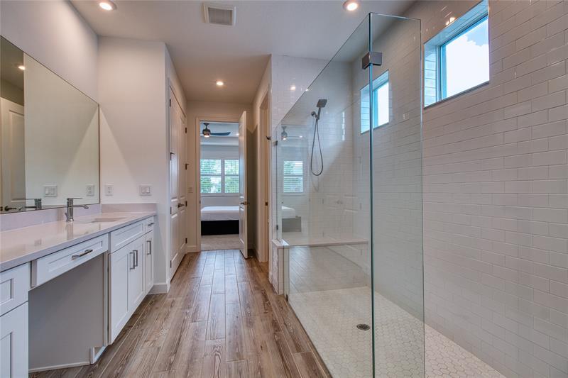 Image 37 of 79 For 10407 Aquila Way