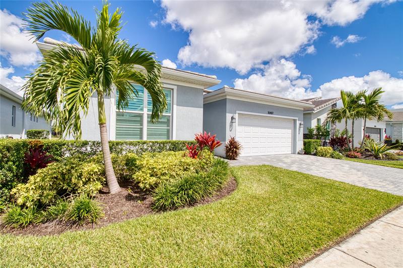 Image 4 of 79 For 10407 Aquila Way