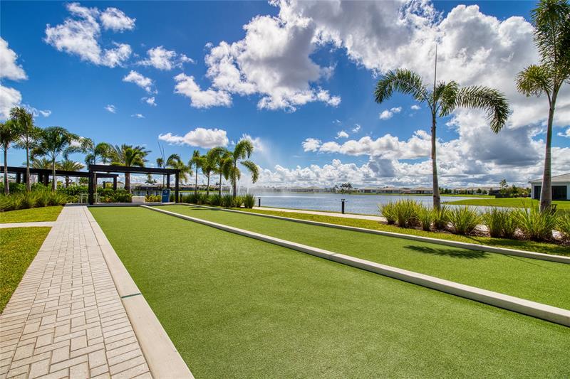 Image 46 of 79 For 10407 Aquila Way