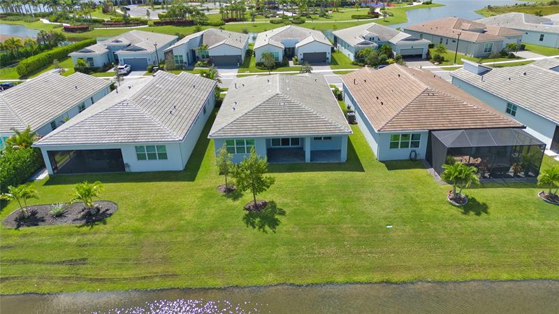 Image 5 of 79 For 10407 Aquila Way