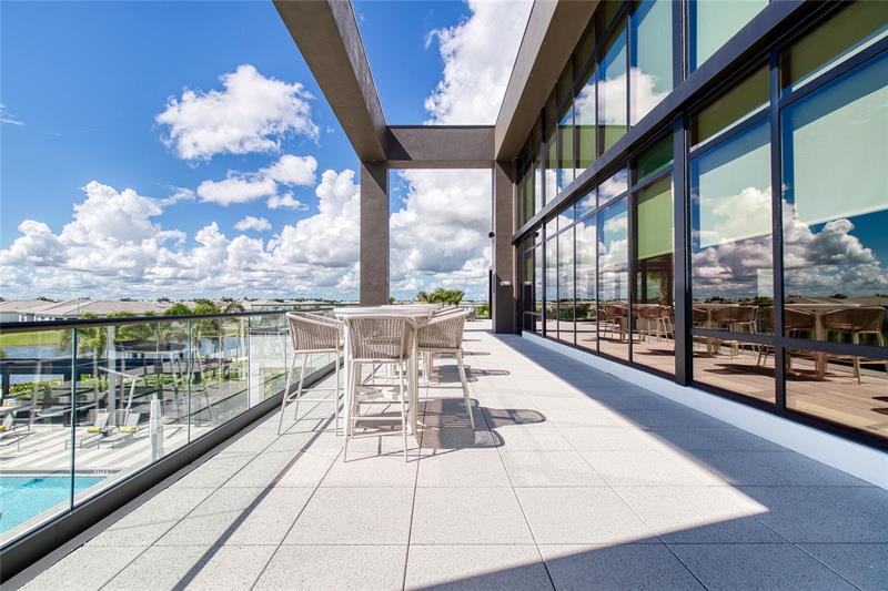 Image 68 of 79 For 10407 Aquila Way