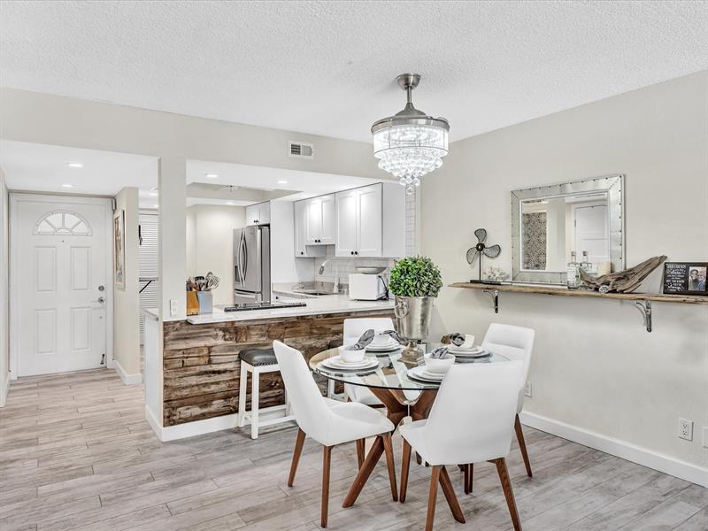 Image 24 of 78 For 1609 Riverside Dr  204