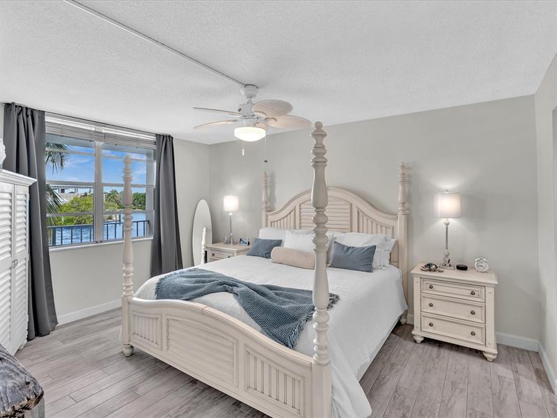 Image 45 of 78 For 1609 Riverside Dr  204