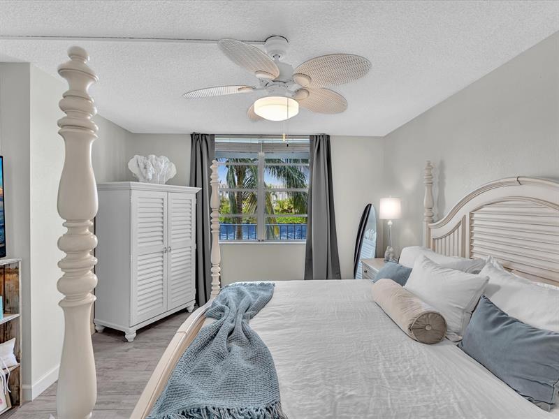 Image 47 of 78 For 1609 Riverside Dr  204