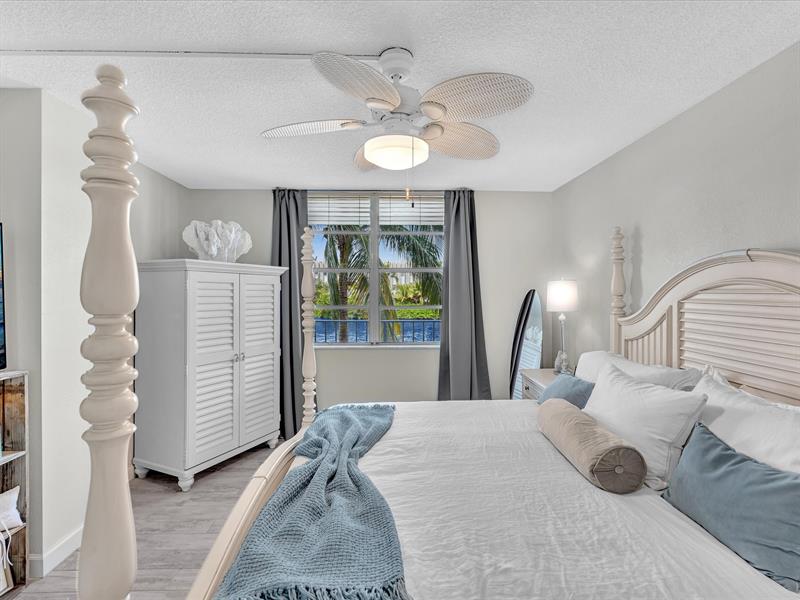 Image 48 of 78 For 1609 Riverside Dr  204