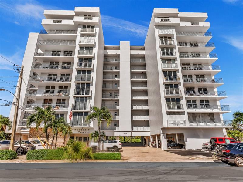 Image 5 of 78 For 1609 Riverside Dr  204