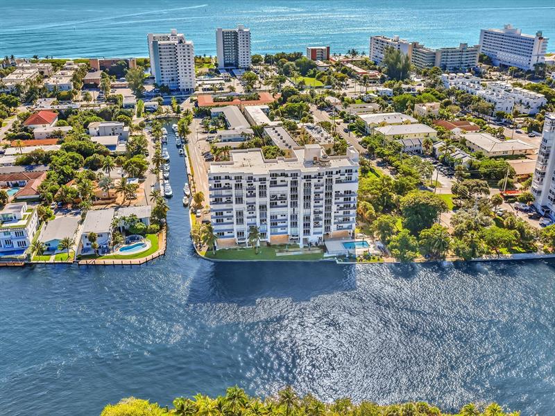 Image 71 of 78 For 1609 Riverside Dr  204