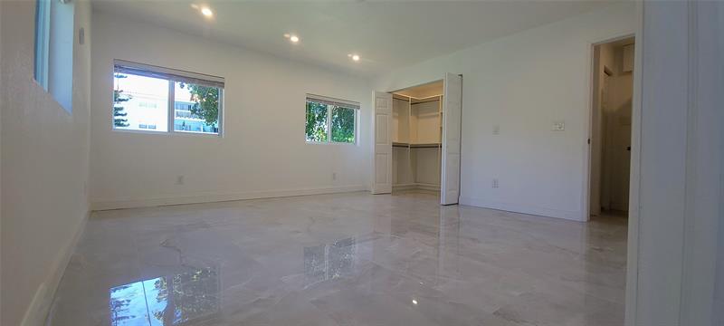 Image 7 of 20 For 1400 8th Ave