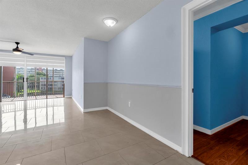 Image 15 of 36 For 1690 191st St  405-1
