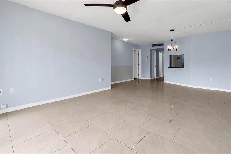 Image 26 of 36 For 1690 191st St  405-1