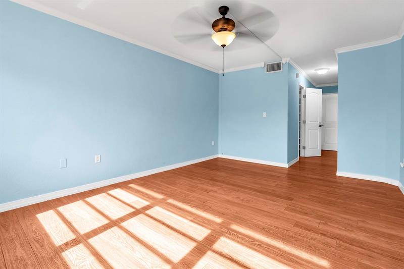 Image 30 of 36 For 1690 191st St  405-1