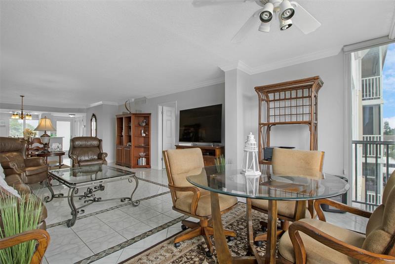 Image 10 of 42 For 2525 Florida Blvd  431