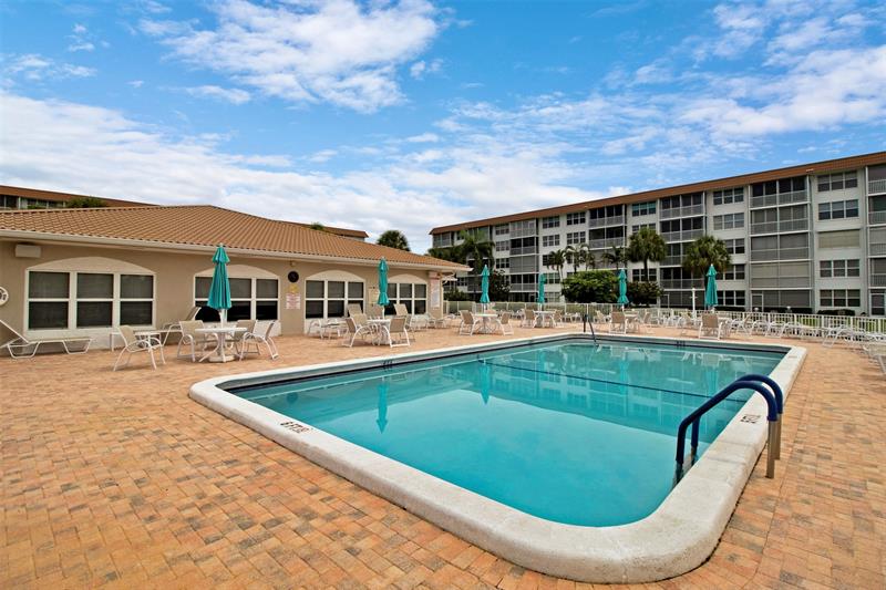 Image 29 of 42 For 2525 Florida Blvd  431