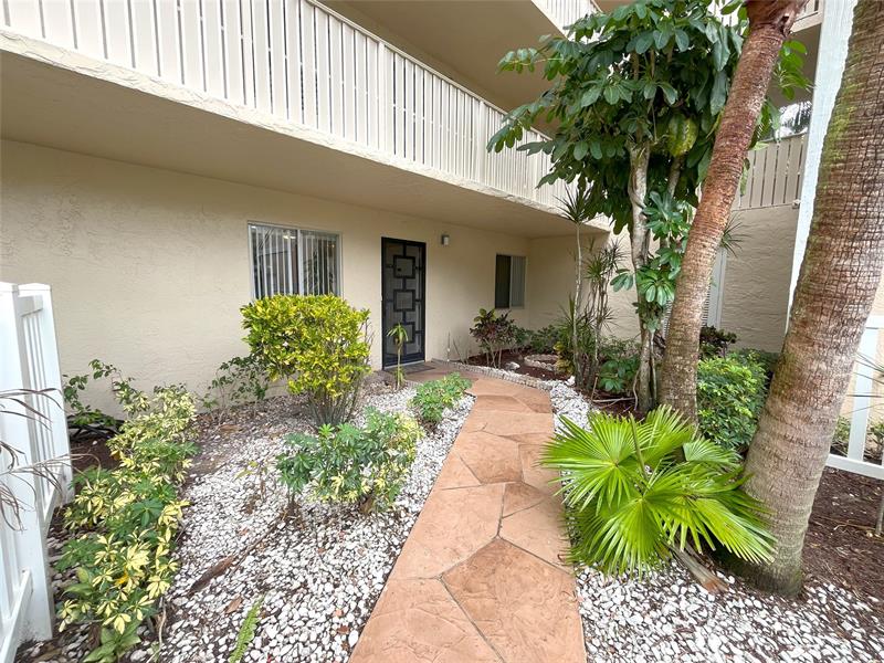 Image 37 of 38 For 7267 Huntington Ln  104