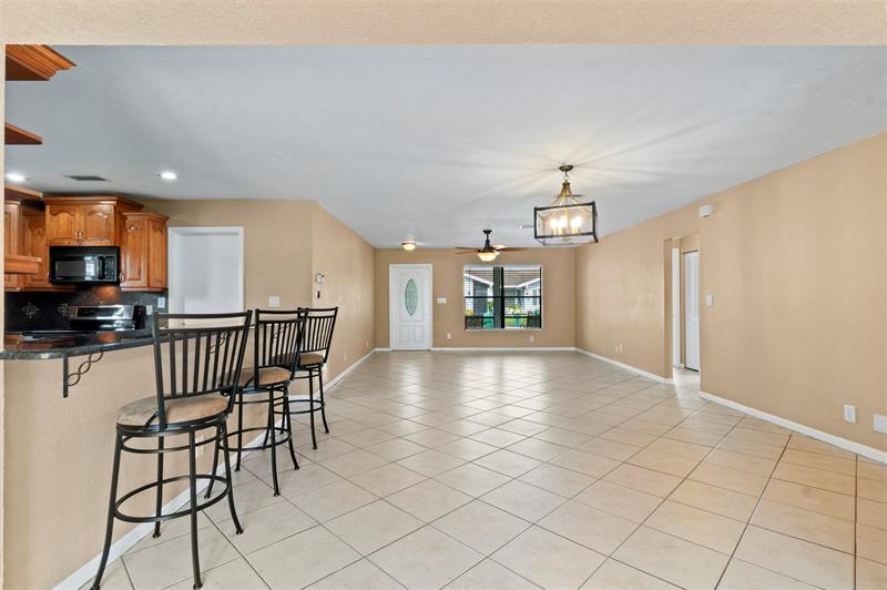 Image 11 of 40 For 8240 94th Ave