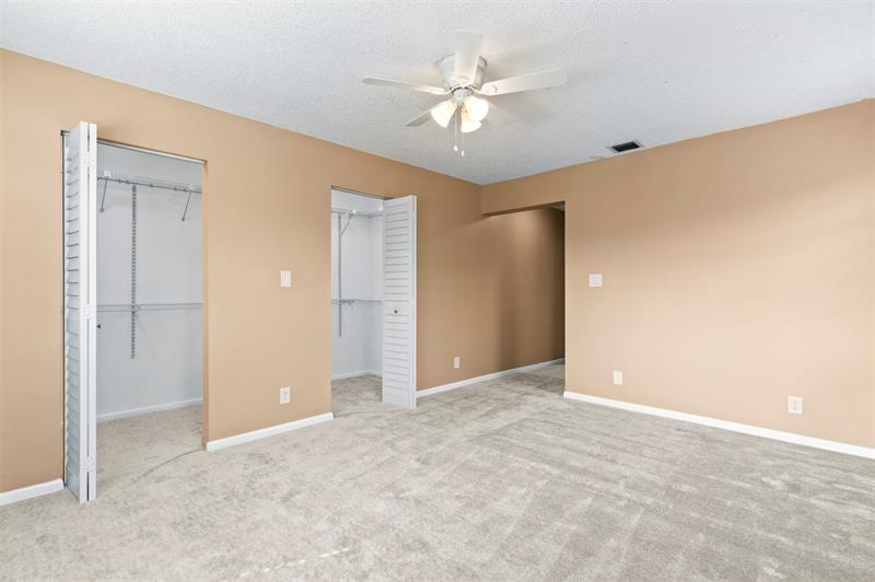 Image 26 of 40 For 8240 94th Ave