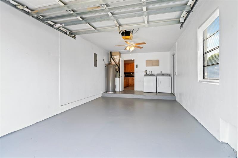 Image 32 of 40 For 8240 94th Ave