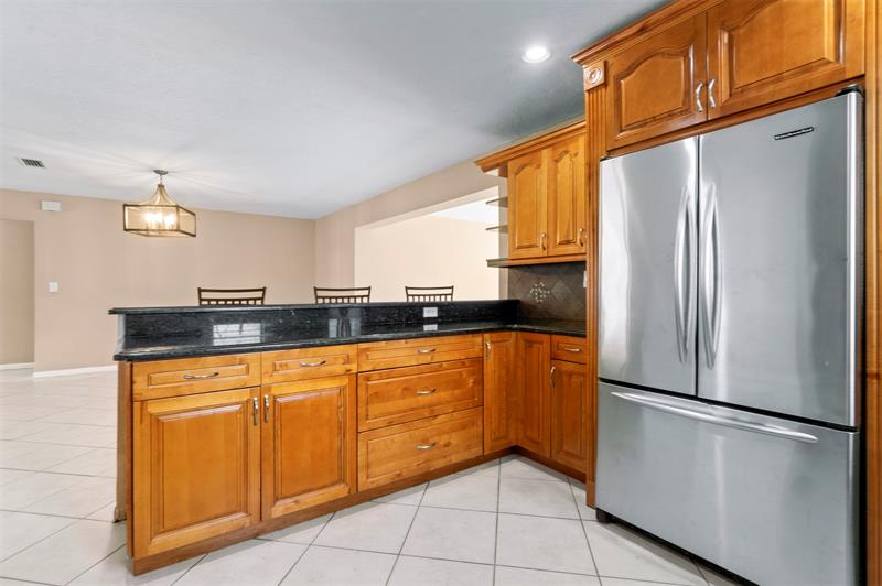 Image 9 of 40 For 8240 94th Ave