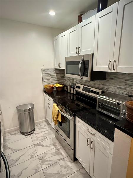 Image 10 of 24 For 2170 51st Ct  B23