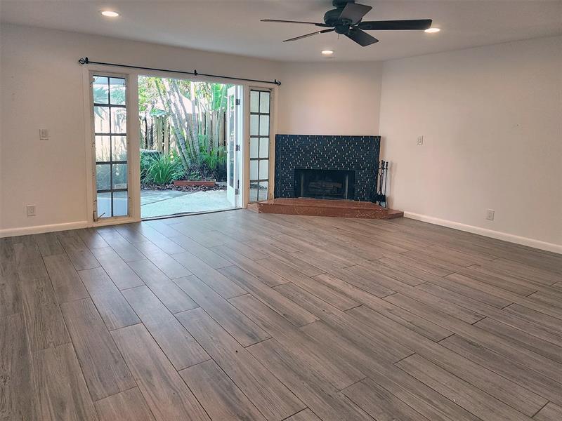 Image 10 of 30 For 919 13th St  2