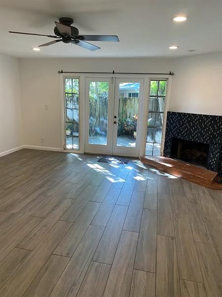 Image 11 of 30 For 919 13th St  2