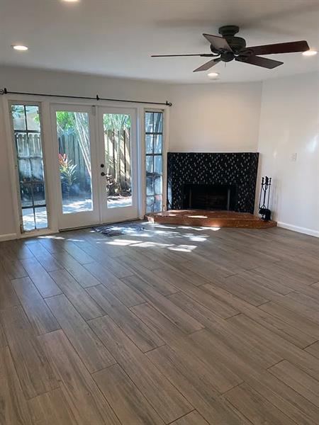 Image 13 of 30 For 919 13th St  2