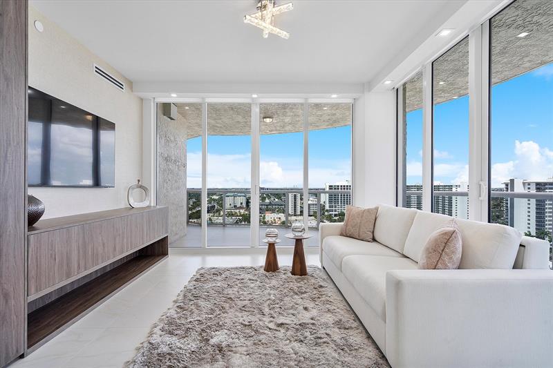 Image 37 of 84 For 3100 Ocean Blvd  1501