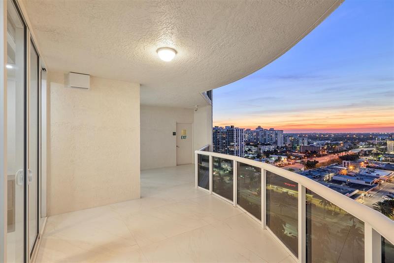 Image 41 of 84 For 3100 Ocean Blvd  1501