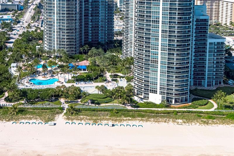 Image 70 of 84 For 3100 Ocean Blvd  1501