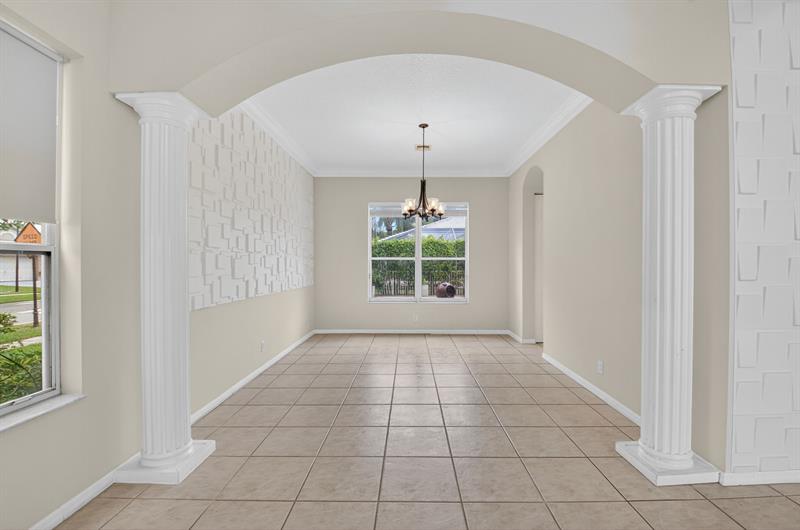 Image 14 of 29 For 22194 Braddock Pl
