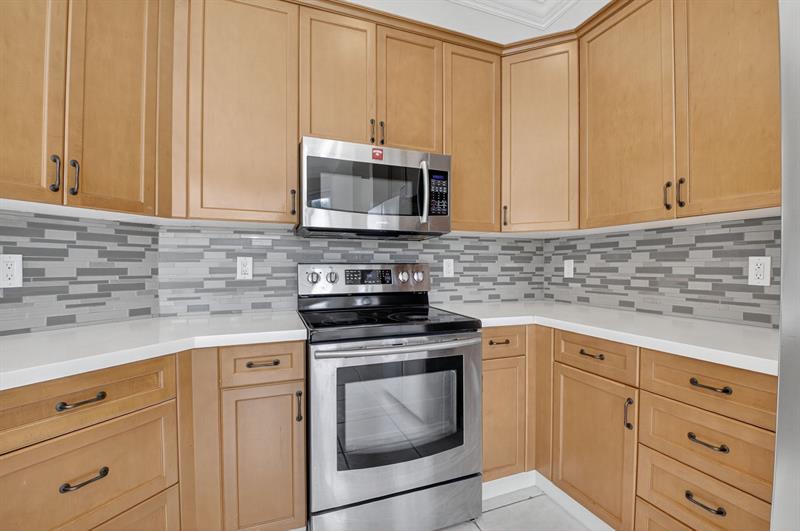 Image 21 of 29 For 22194 Braddock Pl