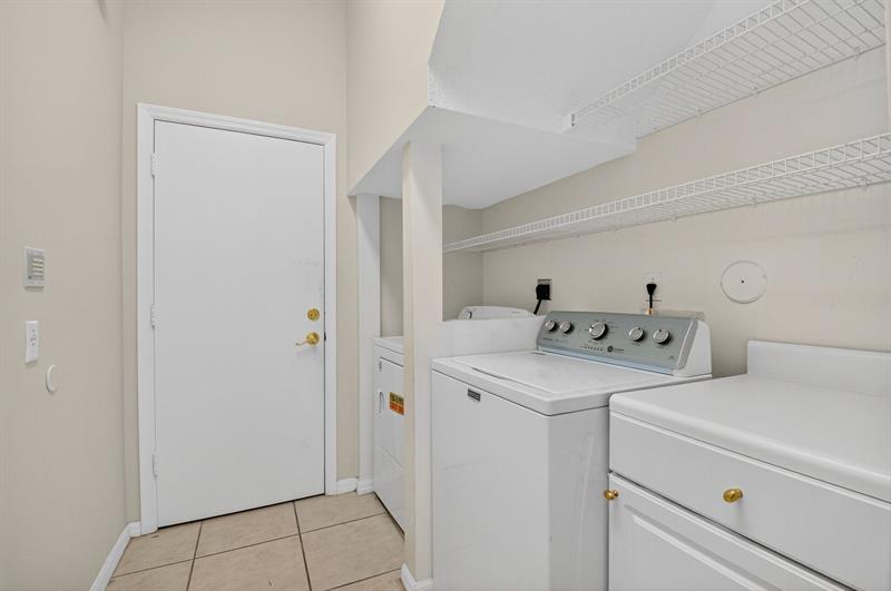 Image 25 of 29 For 22194 Braddock Pl