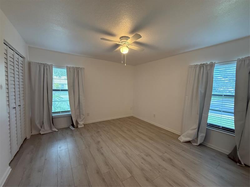 Image 10 of 18 For 6101 Woodlake Blvd