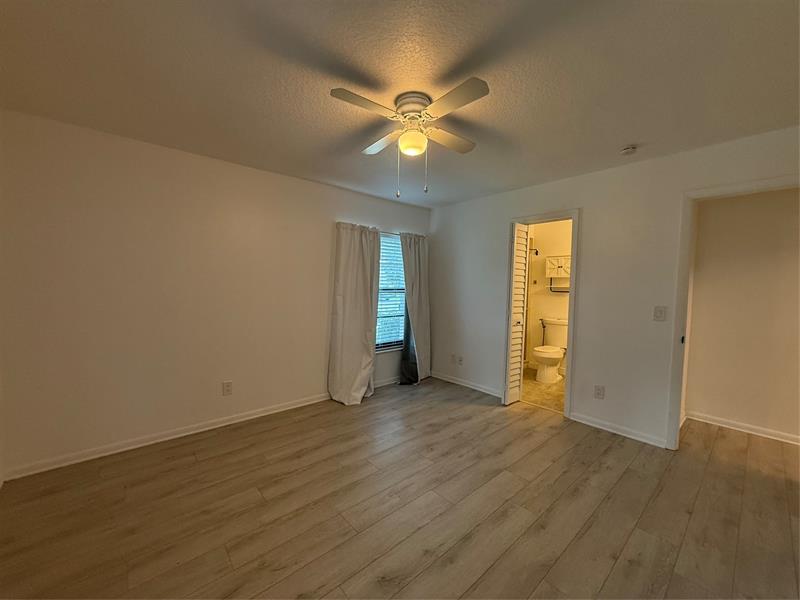 Image 11 of 18 For 6101 Woodlake Blvd